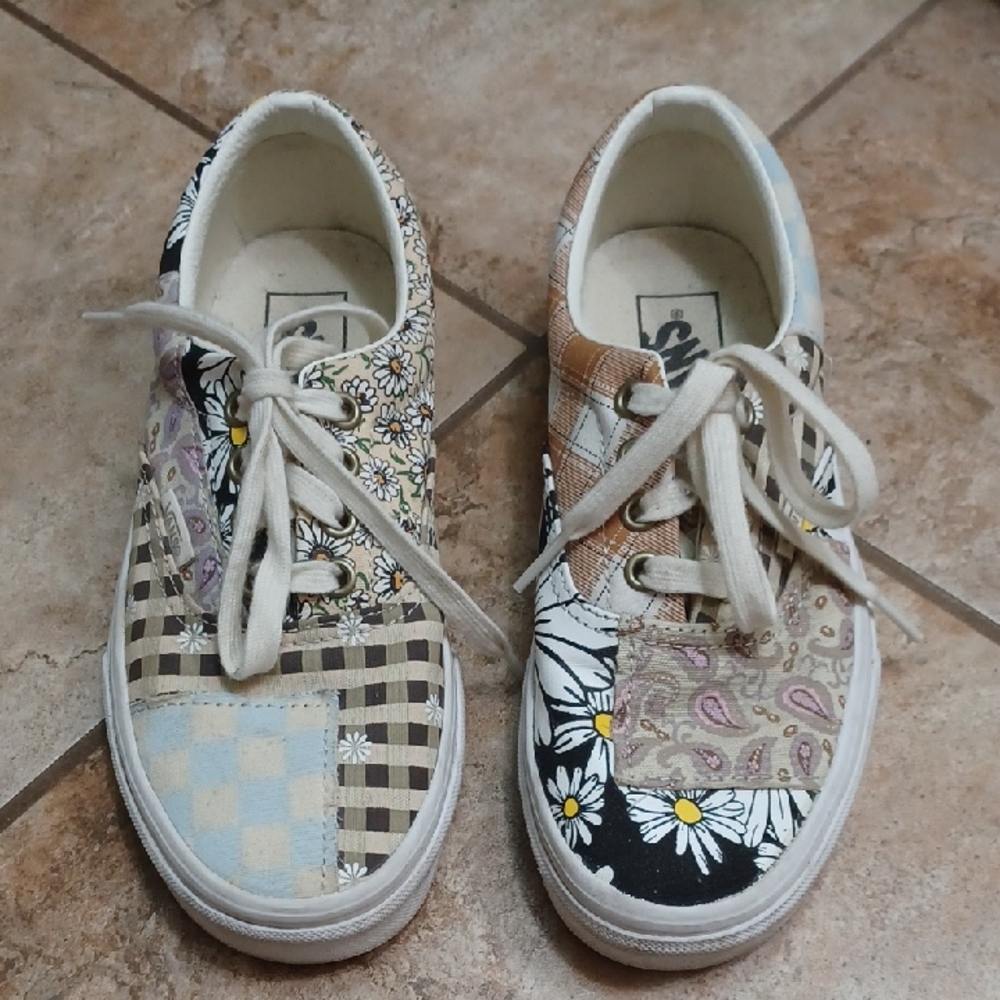 Womens Patchwork Floral Vans Size 6.5